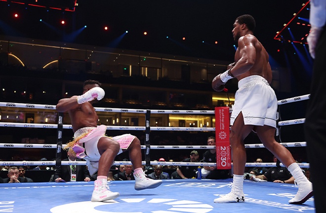 Joshua looked as sharp as ever against Ngannou (Photo Credit: Mark Robinson, Matchroom)