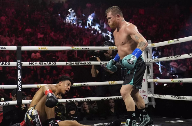 Canelo got past Munguia to retain his undisputed crown (Photo Credit: Esther Lin, Showtime)