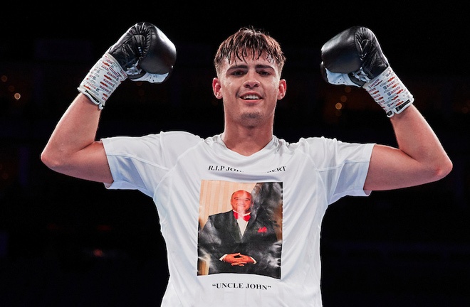 Hedges overcame Thomas in October Photo Credit: Mark Robinson/Matchroom Boxing