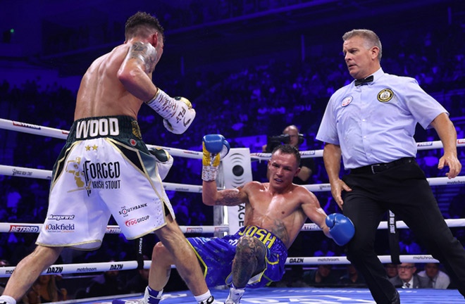 Warrington was in full control up until the stoppage Photo Credit: Mark Robinson/Matchroom Boxing