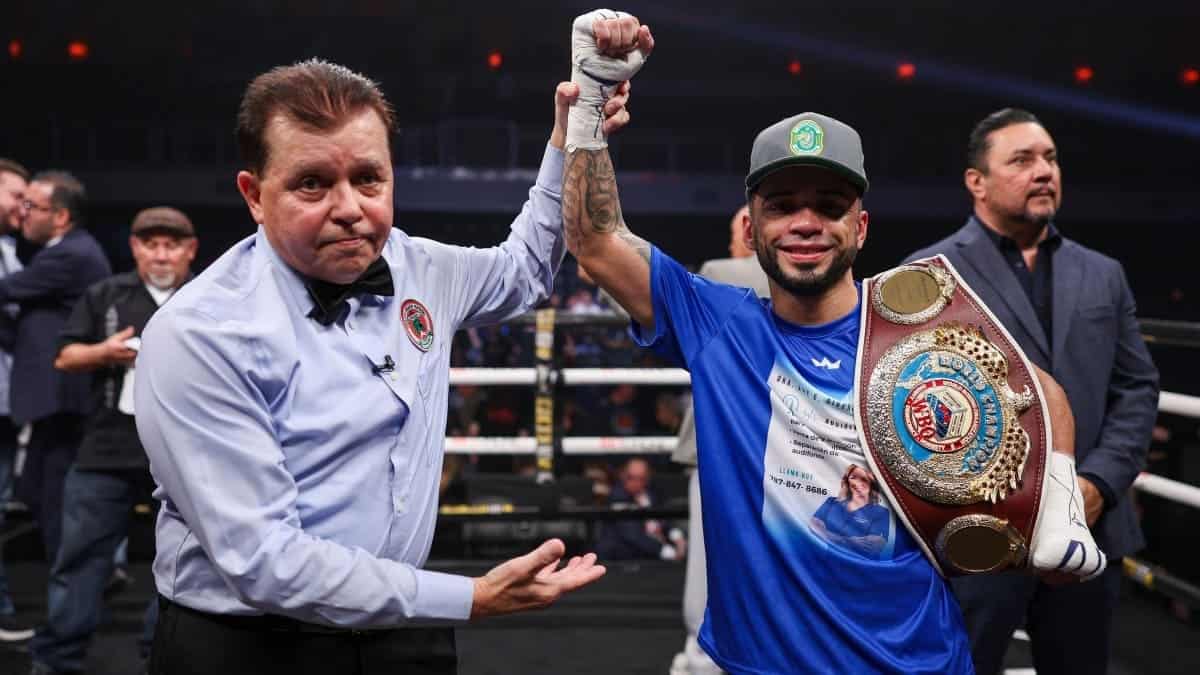 Oscar Collazo WBO win