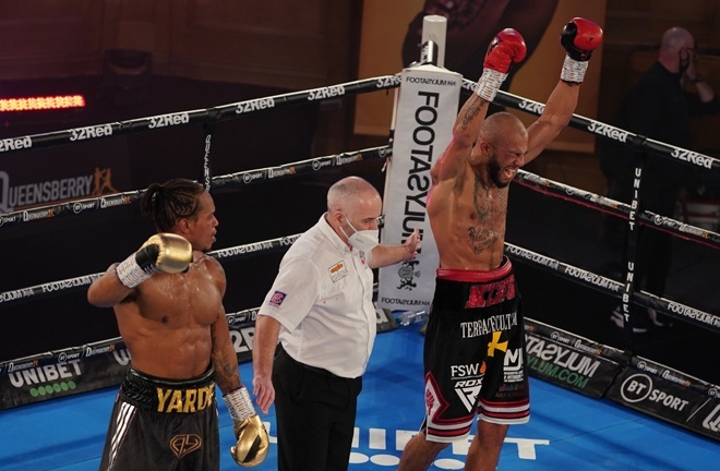 Arthur overcame Yarde by split decision in December Photo Credit: Round ‘N’ Bout Media/Queensberry Promotions