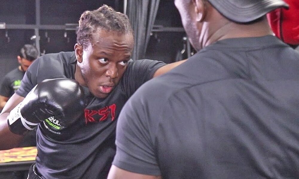 KSI - CRACKING THE PADS - In Locker Room with Trainers | vs. Logan Paul 2