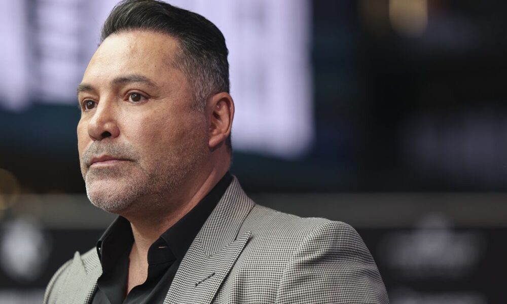 Oscar De La Hoya Reacts to Jake Paul vs. Mike Tyson Fight