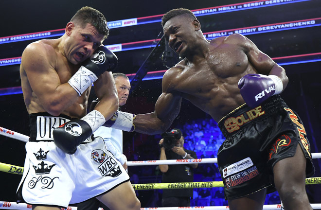 Mbilli dominated Derevyanchenko Photo Credit: Mikey Williams/Top Rank