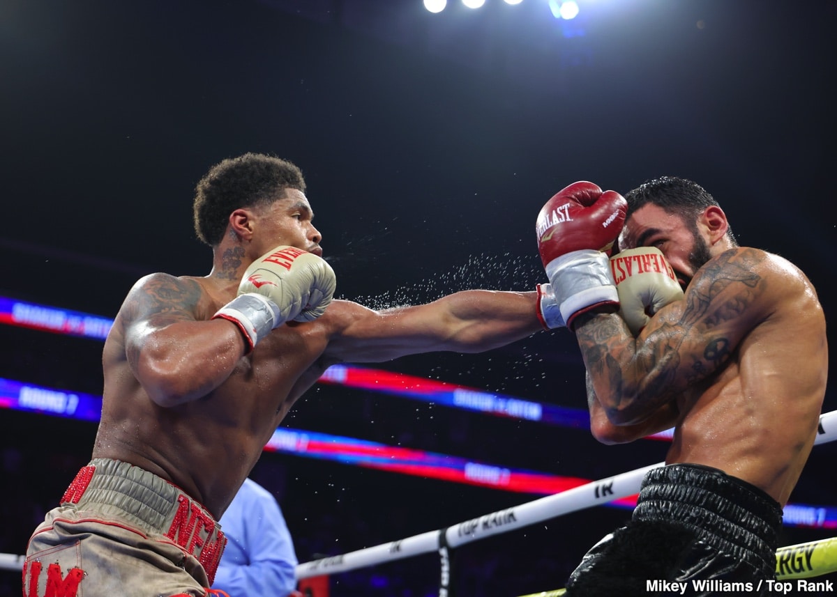 Image: De La Hoya Criticizes Shakur Stevenson's Lack of Self-Belief and Entertainment Value