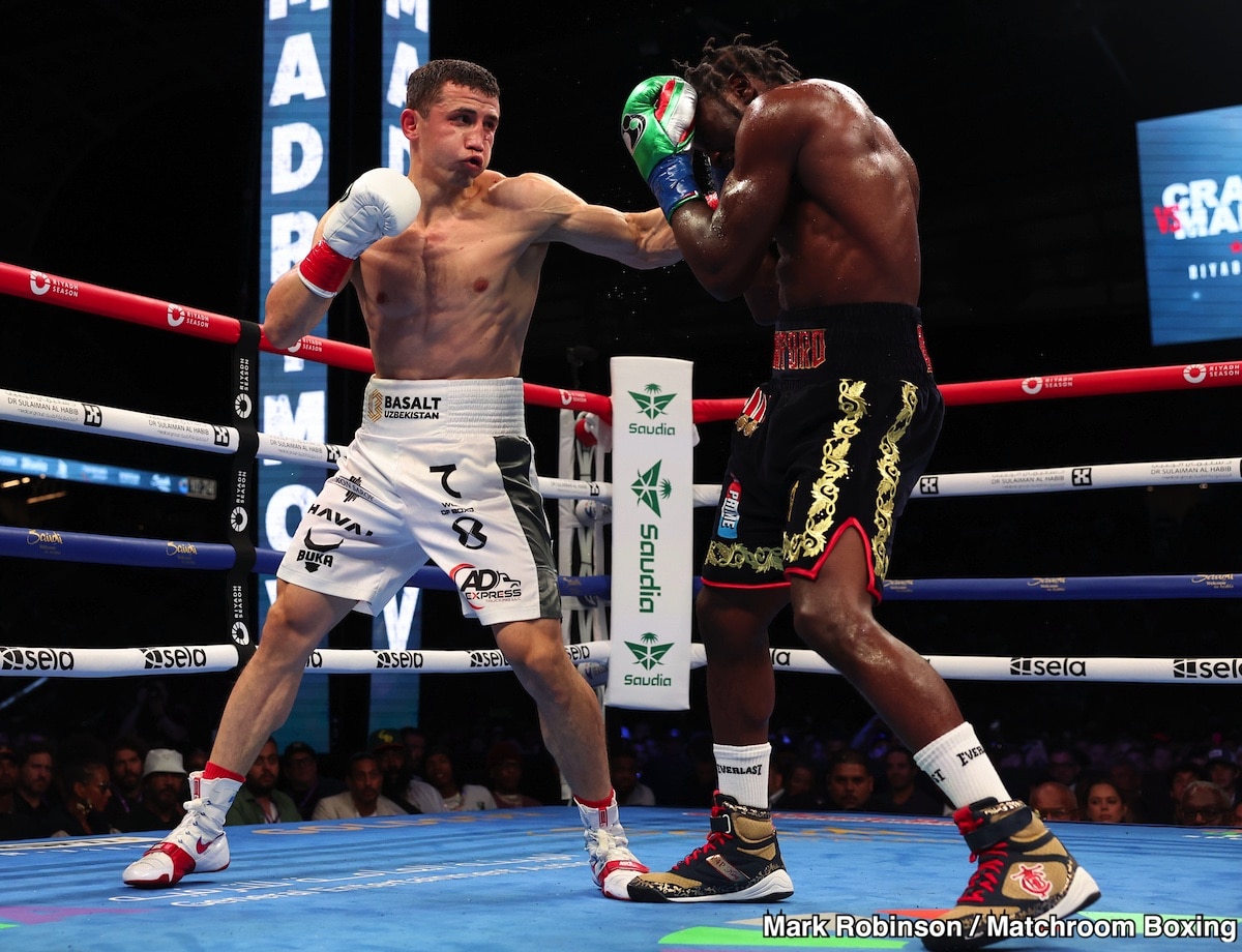 Image: Zayas Warns Crawford: "He Will Get Bullied at 154"