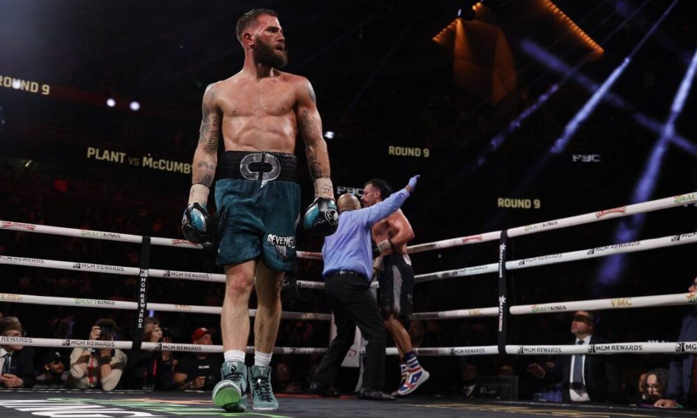 Caleb Plant vs Trevor McCumby