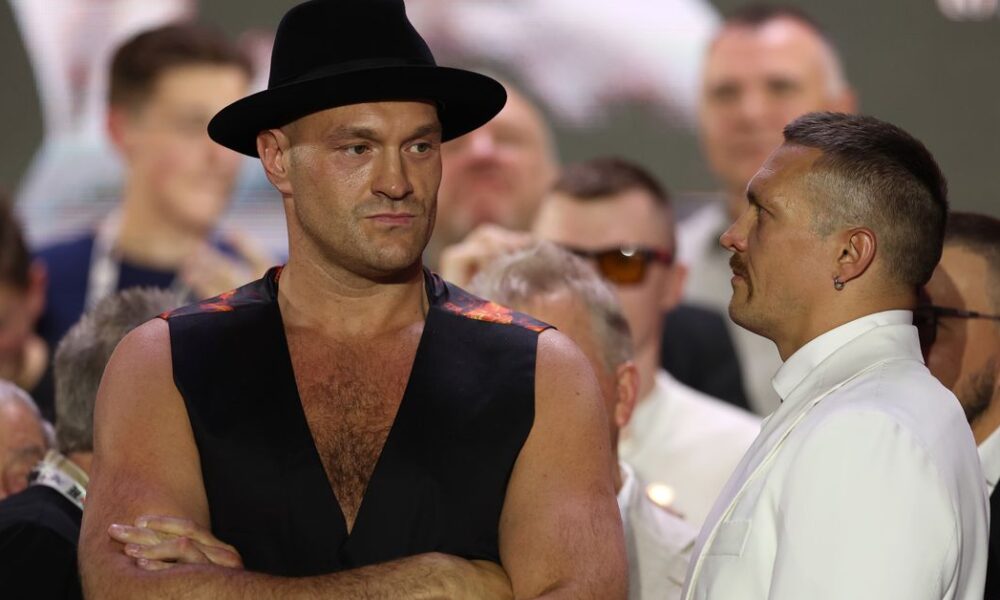 Fury vs Usyk odds make Tyson the narrow favorite in the undisputed clash