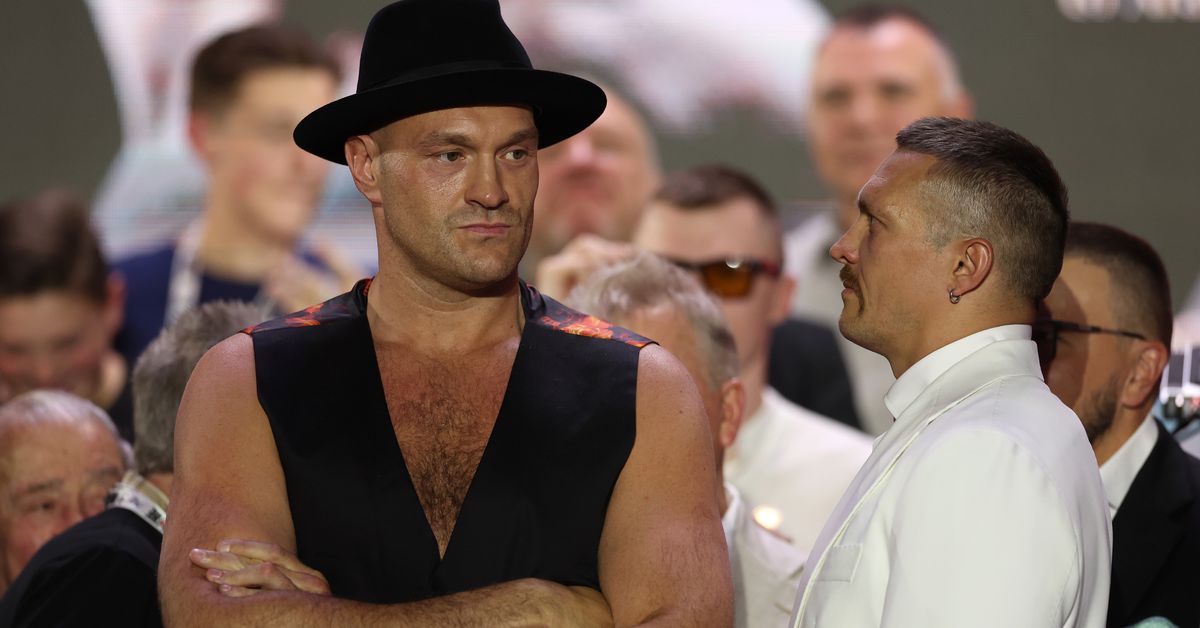 Fury vs Usyk odds make Tyson the narrow favorite in the undisputed clash