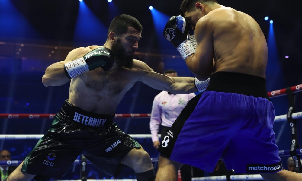 Image: Artur Beterbiev was "Bullying" Dmitry Bivol, Says Gareth A Davies