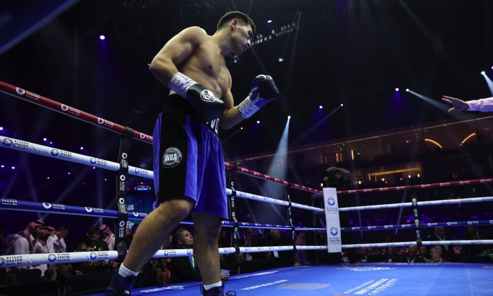 Image: Dmitry Bivol Wants to Move More In Rematch with Beterbiev