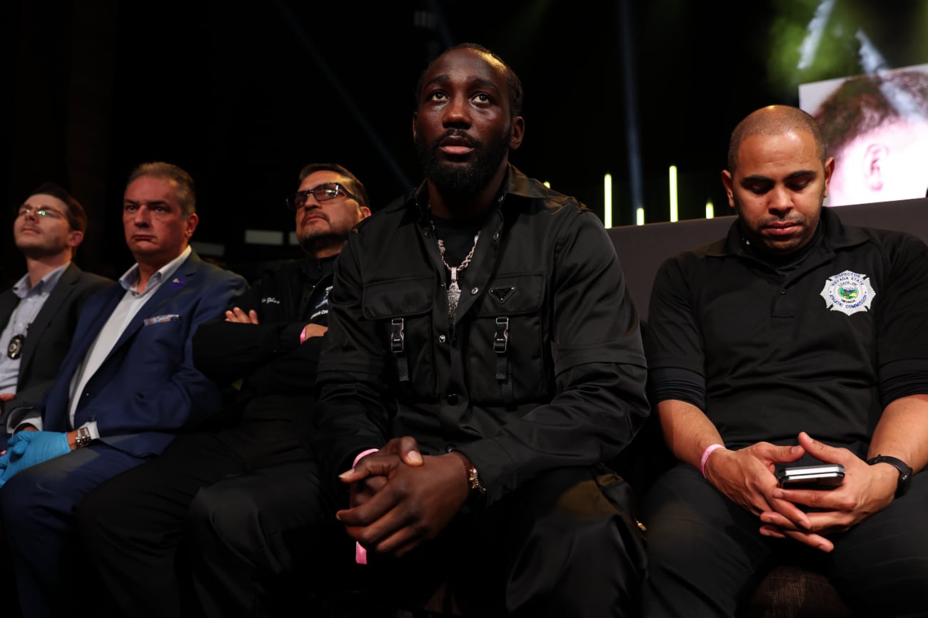 Image: Crawford Rips Tank, Predicts Stevenson Victory: "Shakur's Defense Too Tight