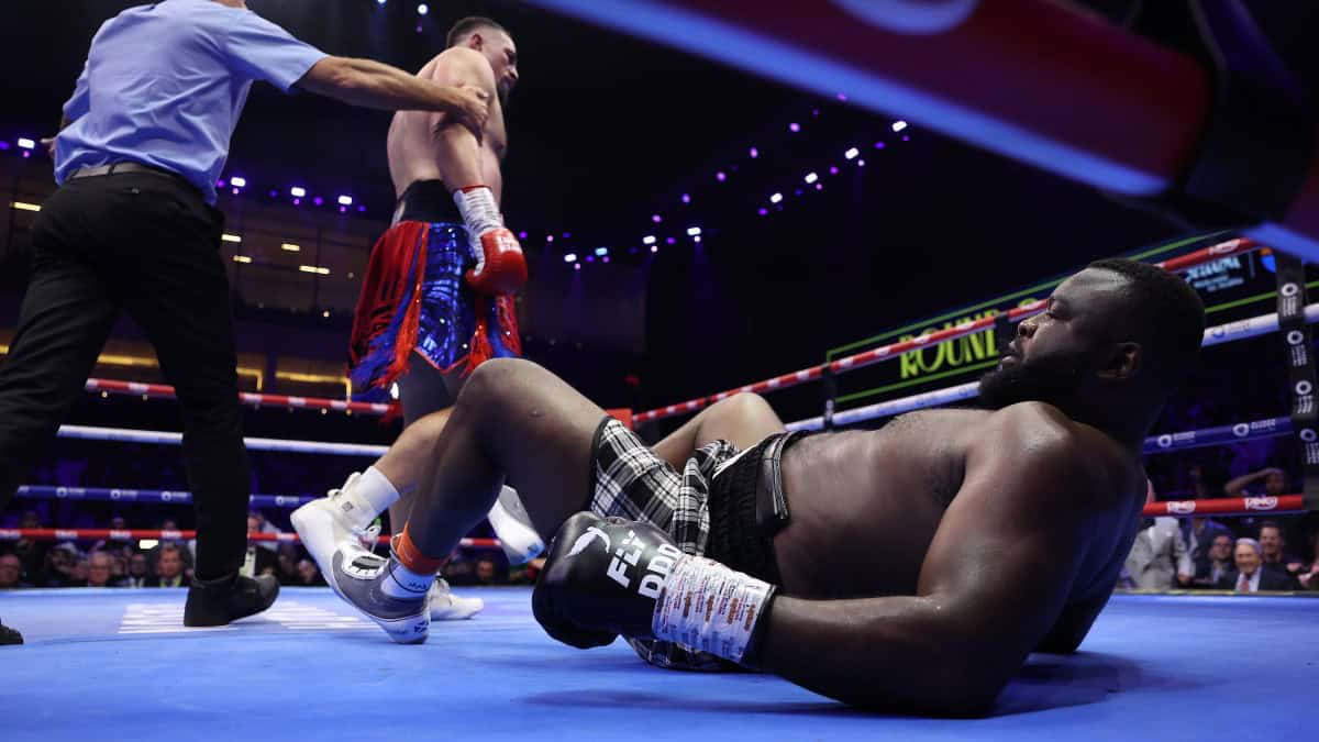 Joseph Parker knocks out Martin Bakole