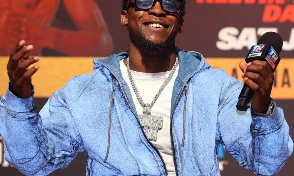 Image: Richardson Hitchins Criticizes Keyshawn Davis' 'Matchmaking,' Citing Questionable Opponent Selection for WBO Title Defense