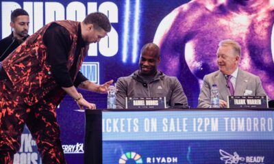 Image: Ball: Dubois Can KO Usyk with Body Shots in Rematch