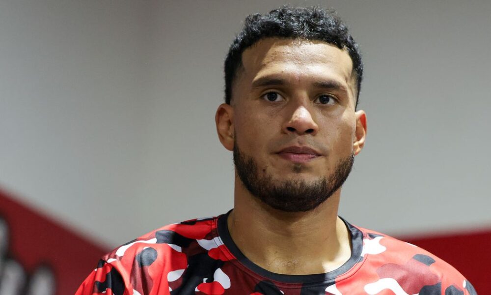 David Benavidez and David Morrell exchange words before showdown on February 1