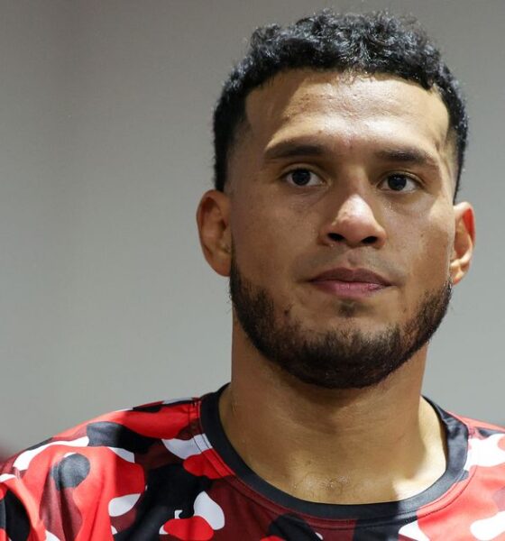 David Benavidez and David Morrell exchange words before showdown on February 1