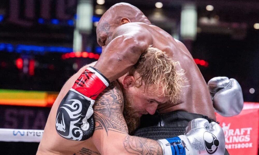 Jake Paul vs Mike Tyson