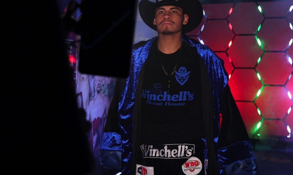 Image: Navarrete Claims Headbutt Caused Fight-Ending Cut, Remains Undecided on Rematch Despite Top Rank's Plans