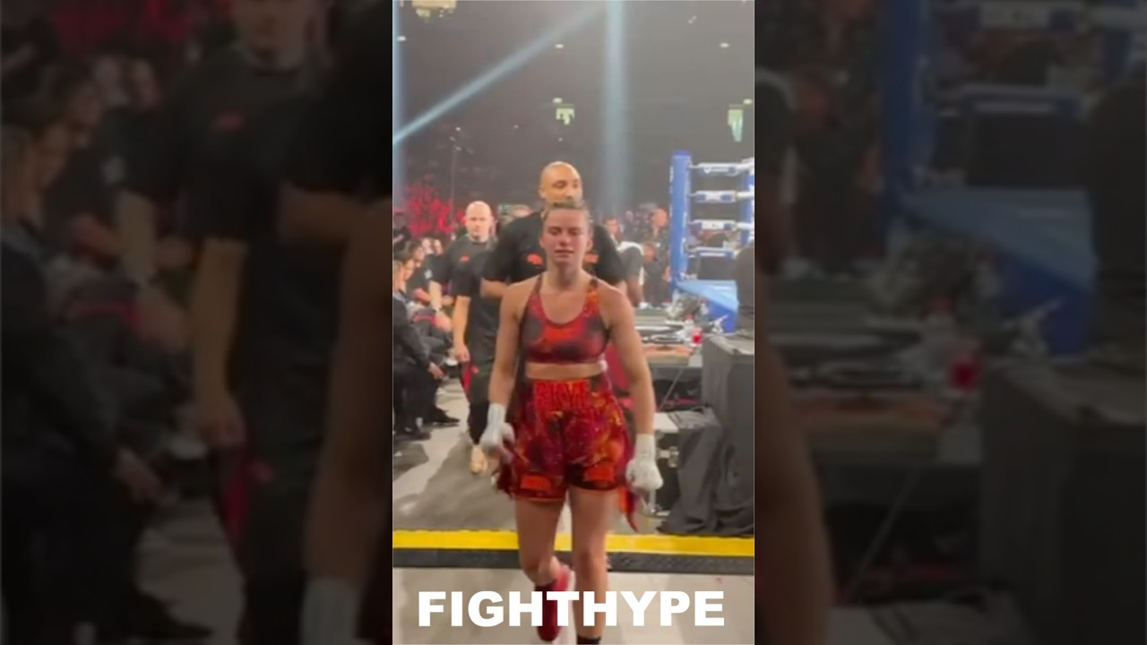 Skye Nicolson AFTER LOSING to Tiara Brown • TAKES SELFIES with fans