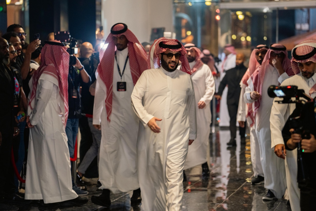 Image: Canelo vs. Crawford on Netflix: Turki Alalshikh Addresses Perceptions of Siding with Crawford and Betting Odds Shifts