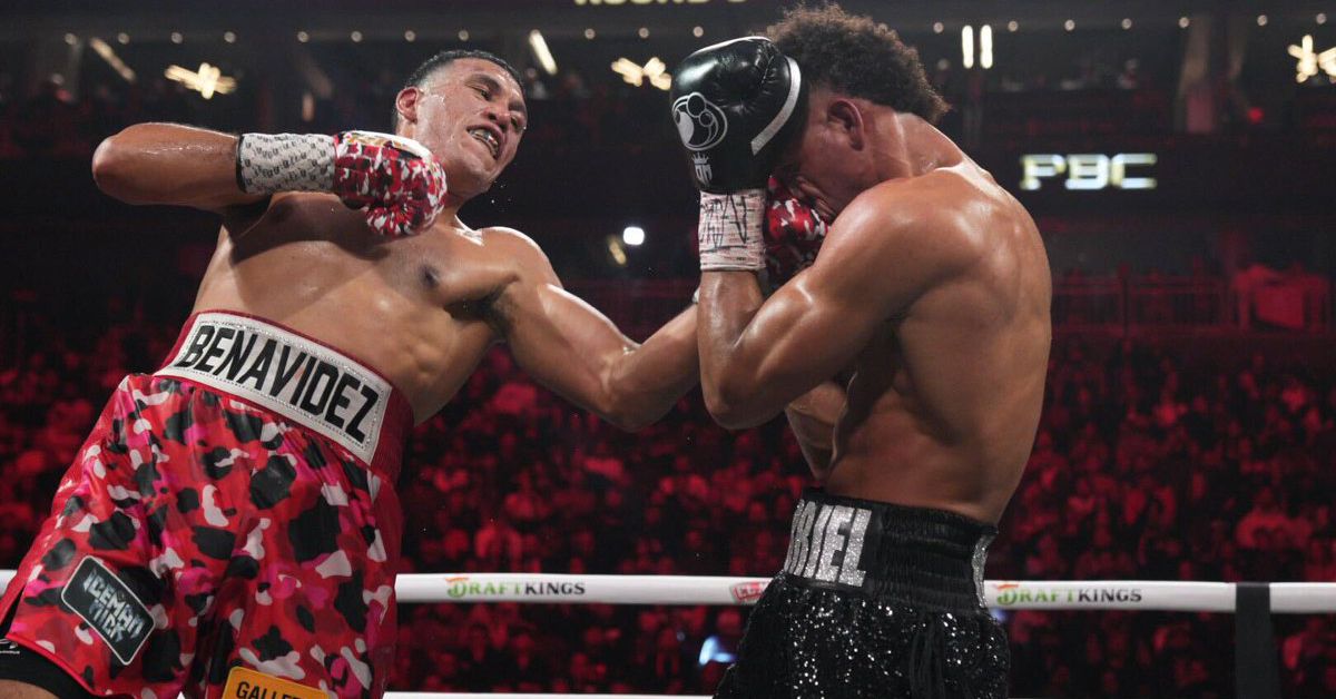 David Benavidez fights by knocking down to defeat David Morrell Jr