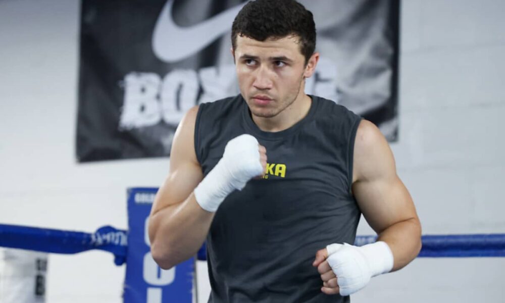Image: Sergio Mora Urges Jaron 'Boots' Ennis to Fight Israil Madrimov in 154-lb Debut: A Bold Move for a Statement Victory?