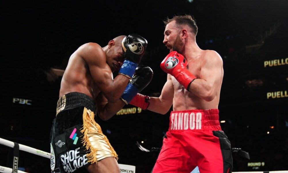 Alberto Puello keeps the WBC belt with a divided decision over Sandor Martin