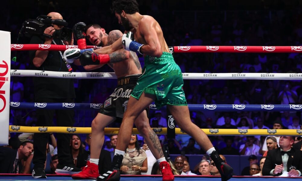 Image: Eddie Hearn on Edgar Berlanga's Loss to Hamzah Sheeraz: "Chunky" and "Flat" Performance Analysis