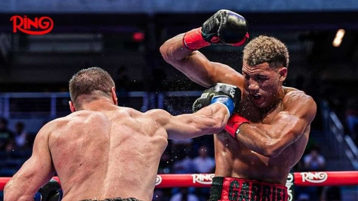 Imam Khataev lands a blow on David Morrell Jr during their controversial fight