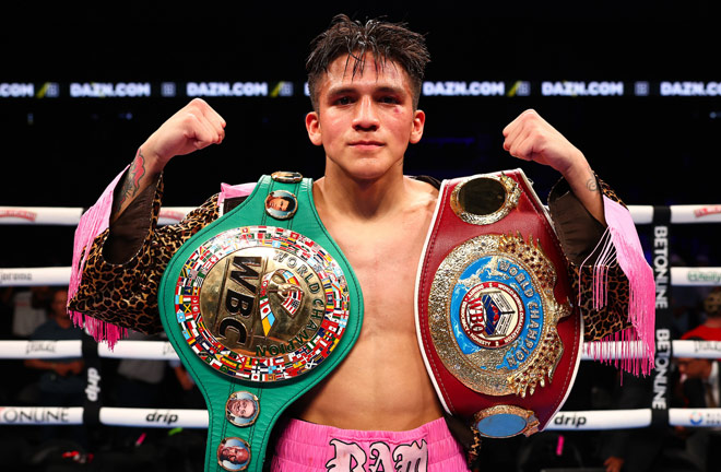 Rodriguez celebrates after beating Cafu Photo Credit: Melina Pizano/Matchroom