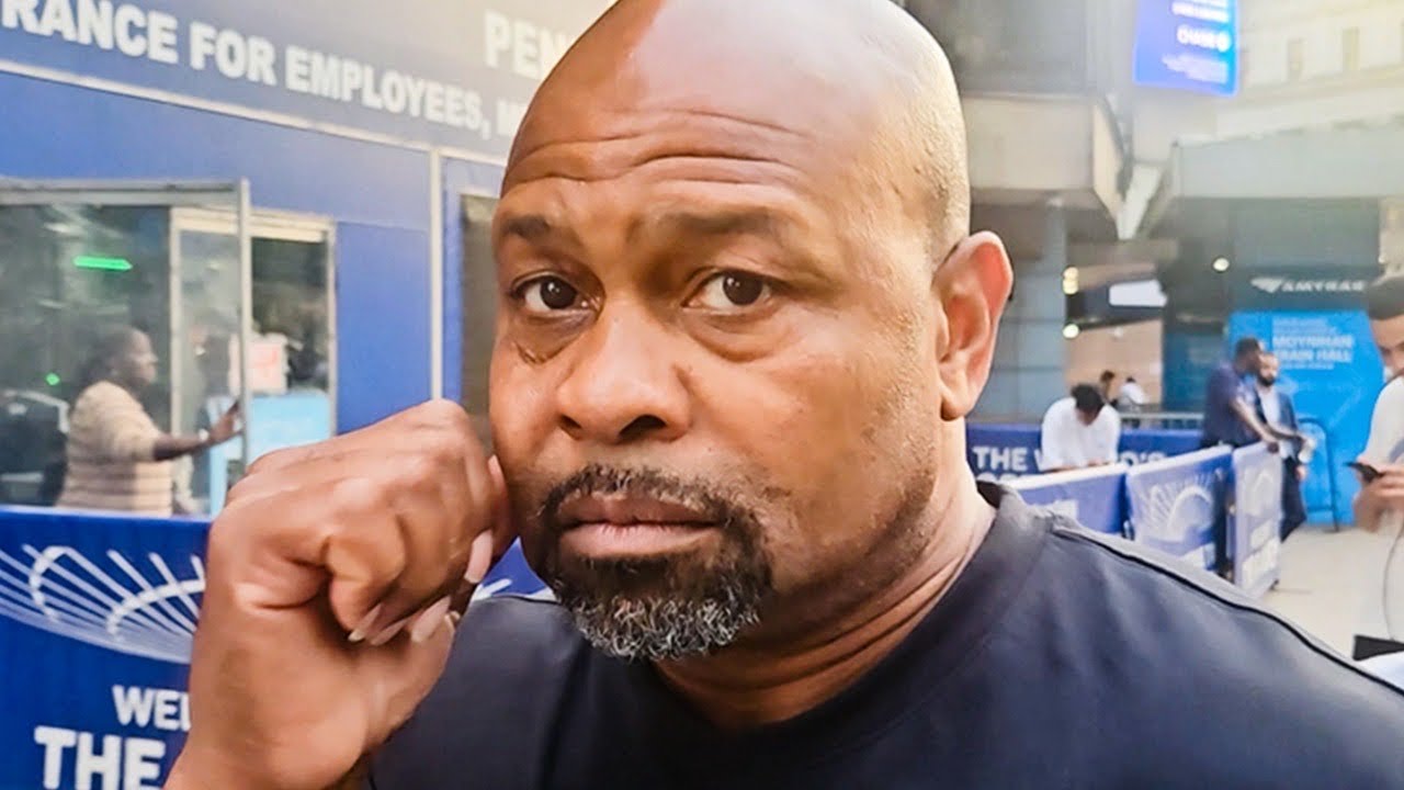 Roy Jones Jr sends Floyd Mayweather “STRAIGHT INTO IT” MESSAGE on REAL fight, NO EXHIBITION