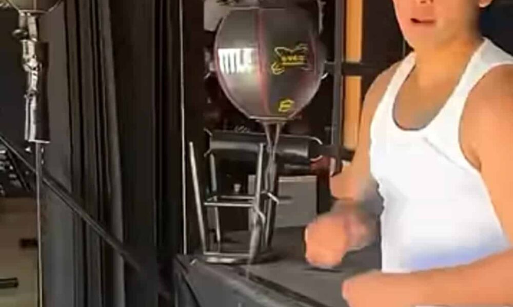 Image: Ryan Garcia's Post-Surgery Comeback: Kingry Shows Off Hand Speed in Bag Work