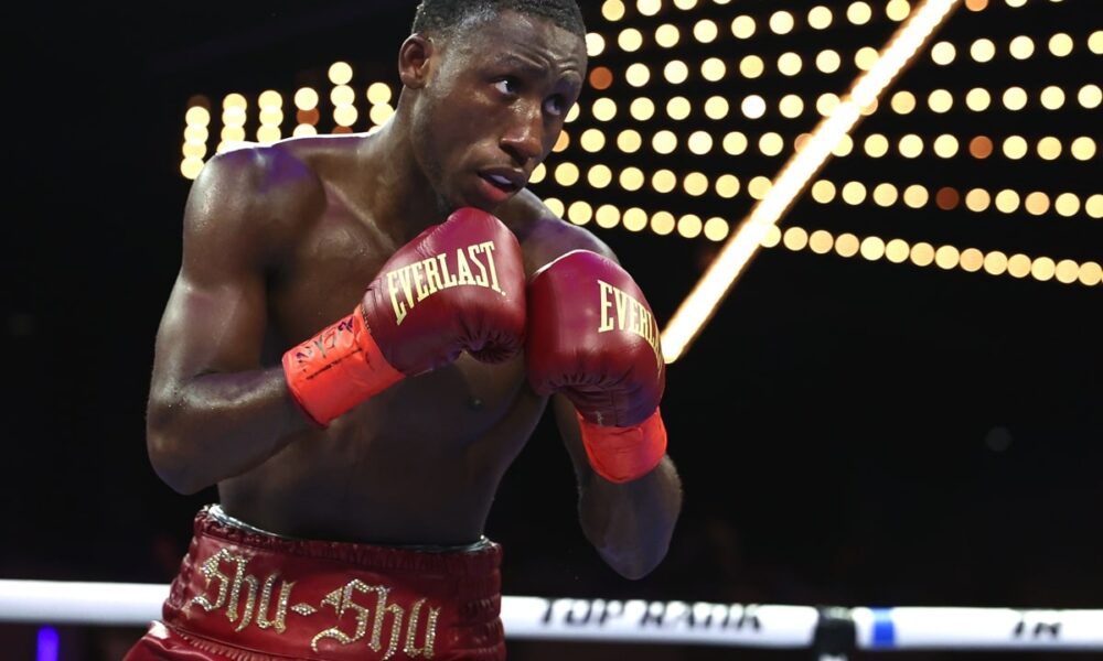 Image: Tim Bradley's "Boredom" Excuse: Why Bruce Carrington's Unimpressive Win Over Mateus Heita Creates Doubts about His Career Potential