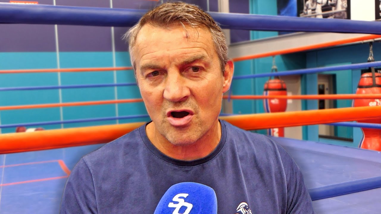 'DANIEL DUBOIS SHOULDN'T HAVE DONE THAT!!' - Richie Woodhall REVEALS WHO WILL BEAT USYK