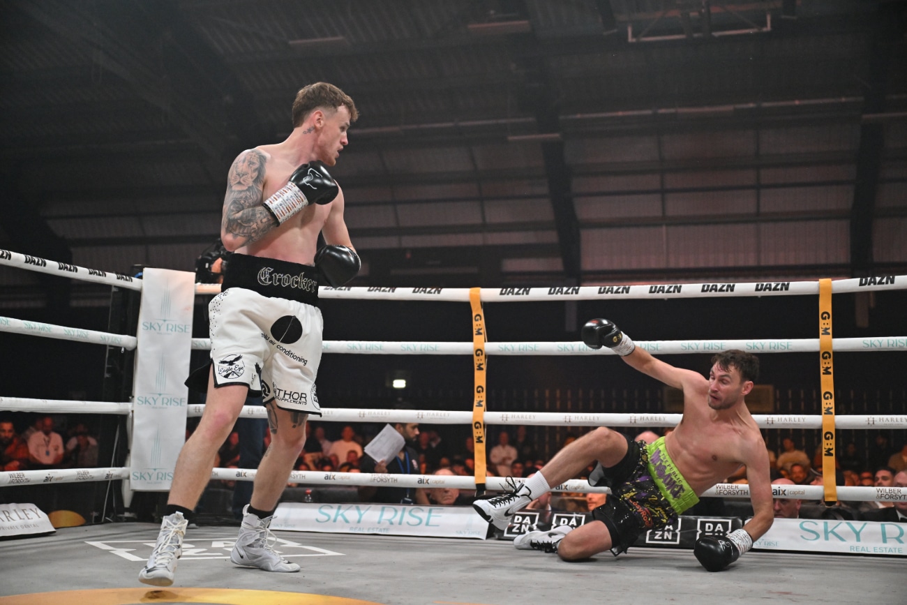Image: Boxing Results: Sean McComb Upsets Ben Crocker in Sheffield DAZN Main Event