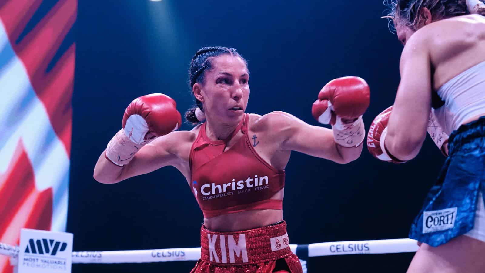 Sol Cudos vs. Kim Clavel