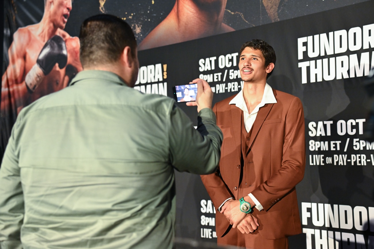 Image: Sebastian Fundora Sides with Canelo Alvarez, Citing Crawford's Absence from the Super Middleweight Division