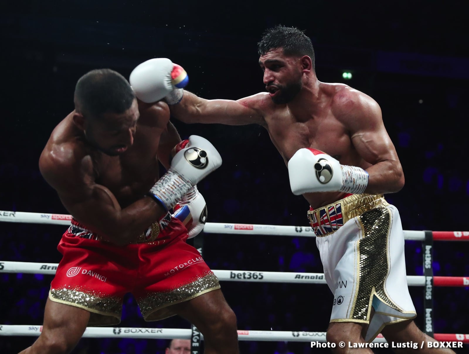 Image: Amir Khan Calls Out Manny Pacquiao—Says It’s the Only Fight That Could Bring Him Out of Retirement