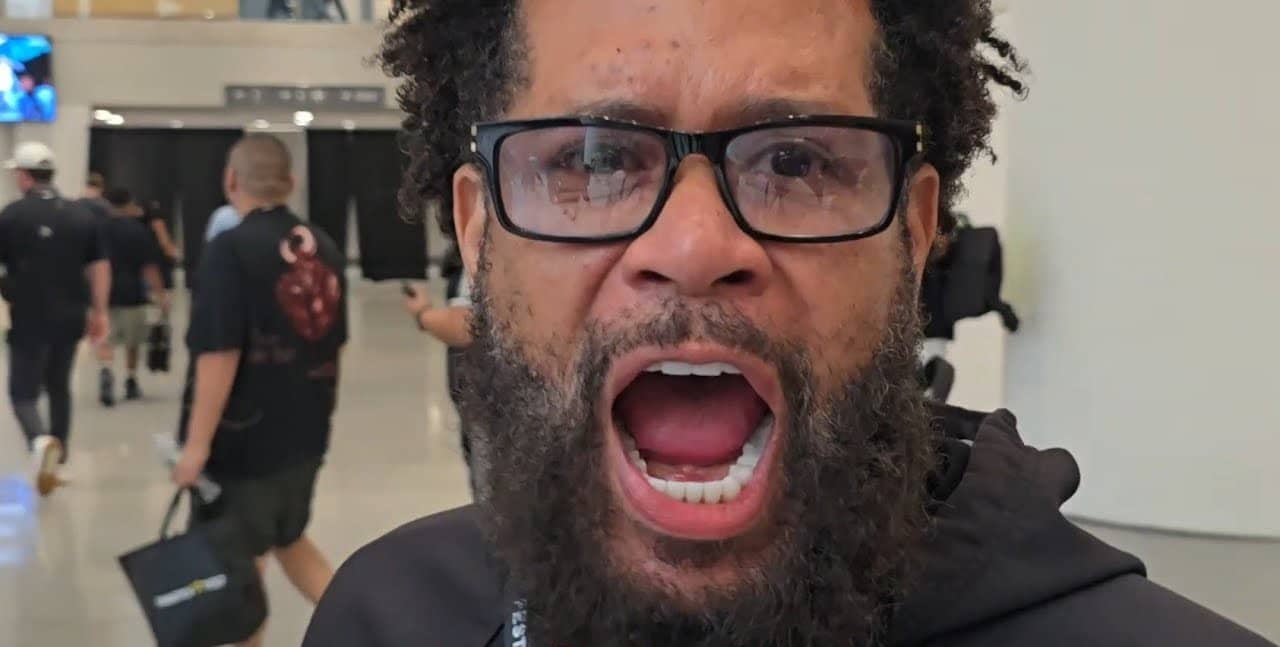 Image: Devin Haney’s Father Melts Down When Reporter Mentions “Close Fight” With Brian Norman Jr.—A Bad Omen Before Riyadh Clash