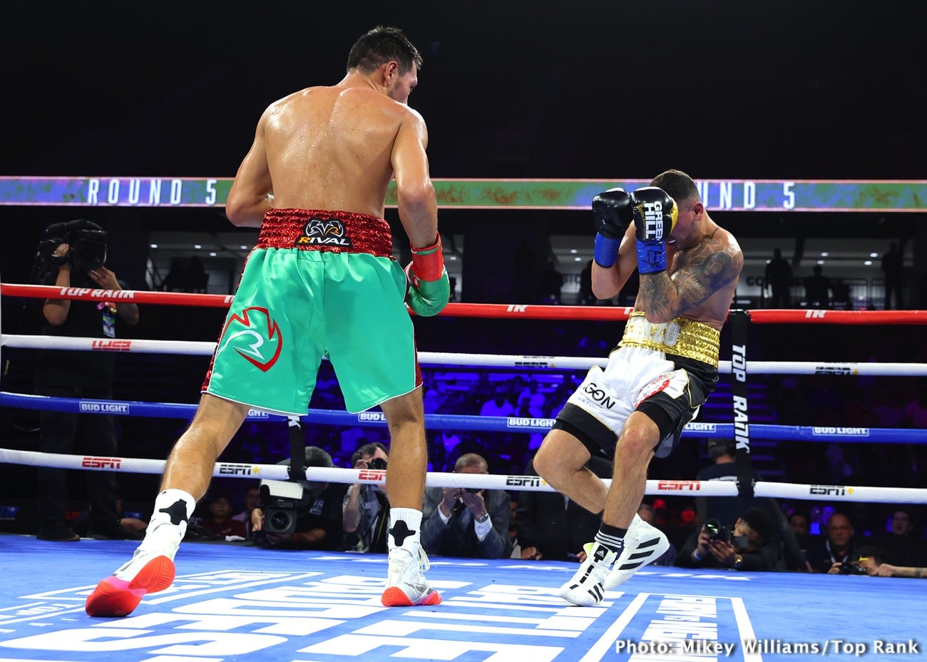 Image: Terence Crawford Sends a Message to Janibek Alimkhanuly: “I’ve Got My Eyes on You” Ahead of Lara Clash on December 6th