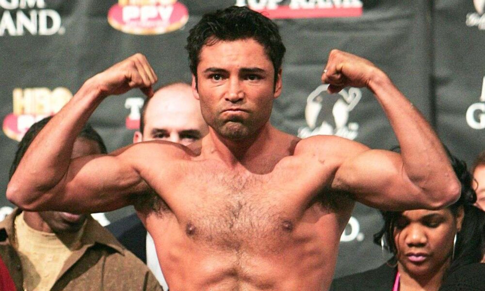 Oscar De La Hoya looked past Mayweather and Pacquiao when picking his most skillful opponent