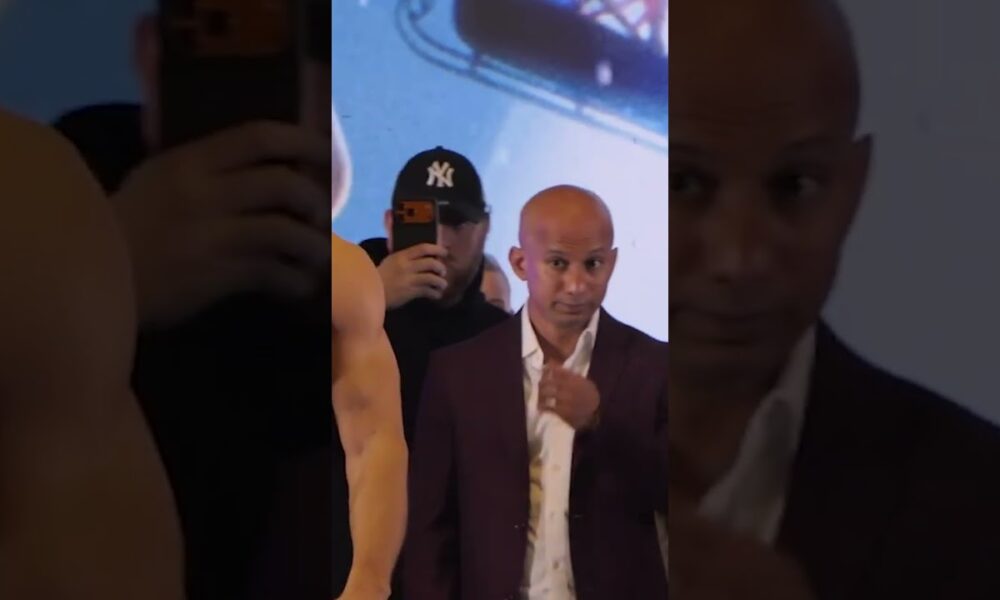 DID ANDREW TATE FLINCH?