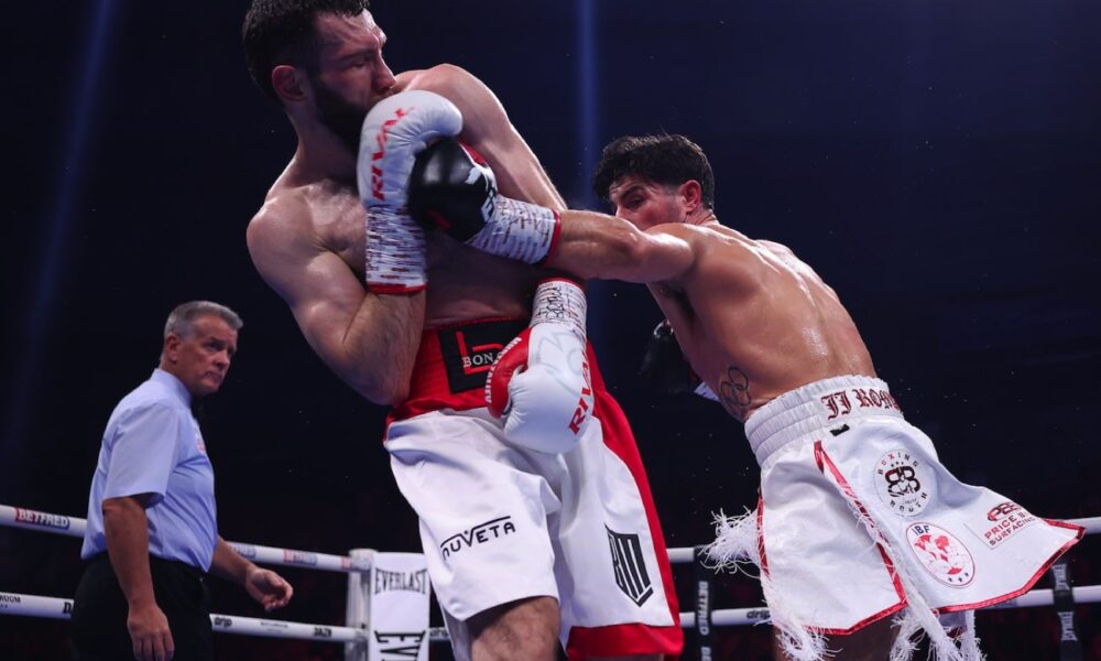 Image: After Beating Murtazaliev, Kelly Turns Attention to Benn