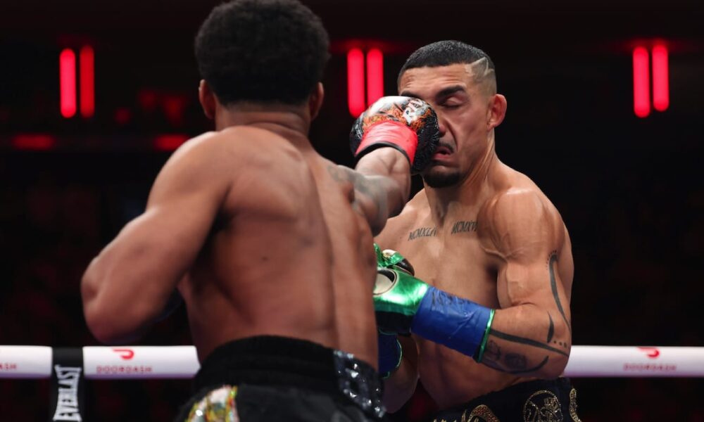 Image: Lopez Dominated by Stevenson as Davis Stops Ortiz at Garden