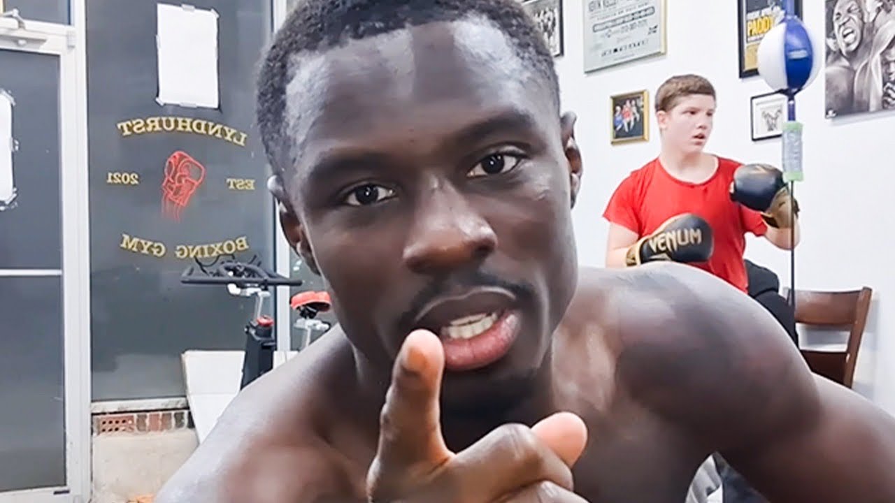 Richardson Hitchins WARNS Haney: “Shakur’s Gonna Beat You!” — Sparred Both, Breaks Down the Fight