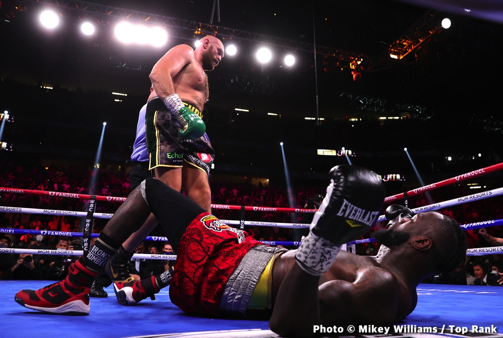 Image: Wilder vs Chisora Talk Turns Ugly: "Tyson Fury Is The Biggest Cheater In Boxing"