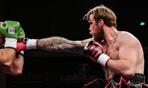 Heavyweight Thomas Narmo lands a right hand during a fight