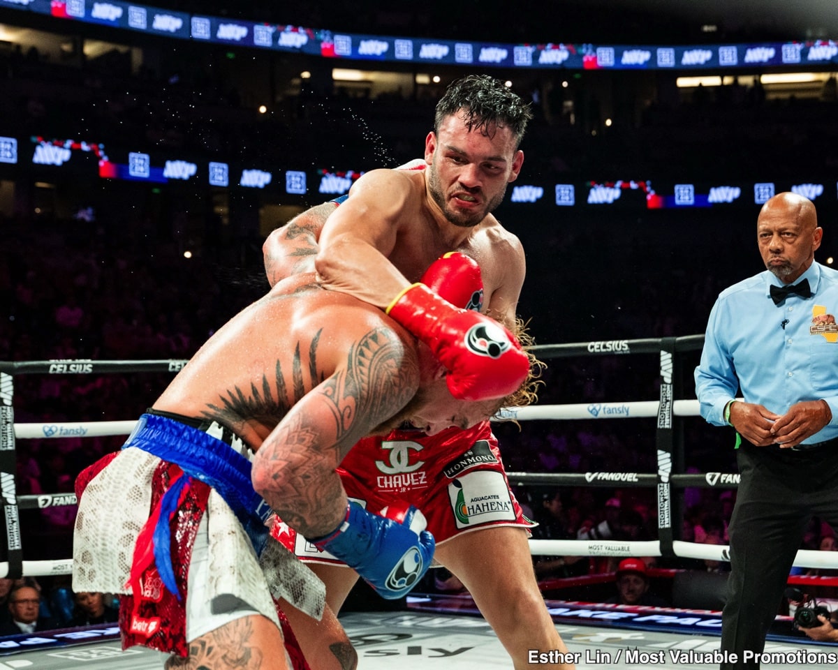 Image: Chavez Jr. vs Jhon Caicedo set for April 25 fight in Mexico